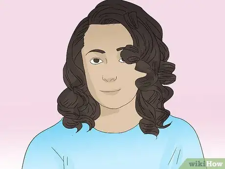Imagen titulada Get Marilyn Monroe Curls Step 8