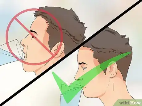 Imagen titulada Vomit Without Making a Mess Step 6