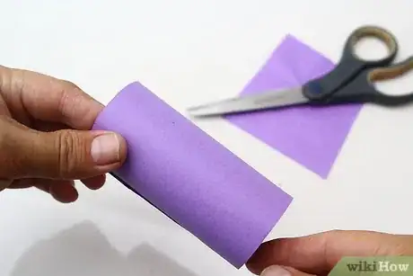 Imagen titulada Make Confetti Poppers Step 8