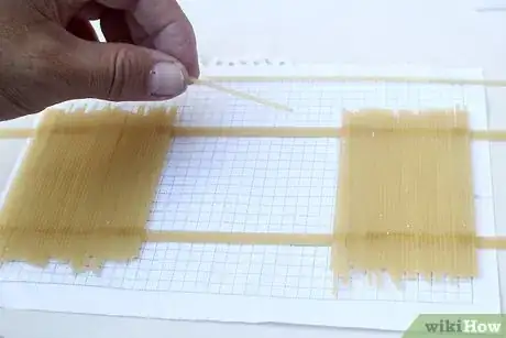 Imagen titulada Build a Spaghetti Bridge Step 15