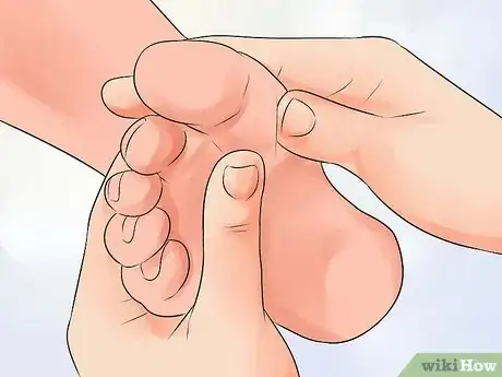 Imagen titulada Use Reflexology to Relieve Chest Pain Step 12