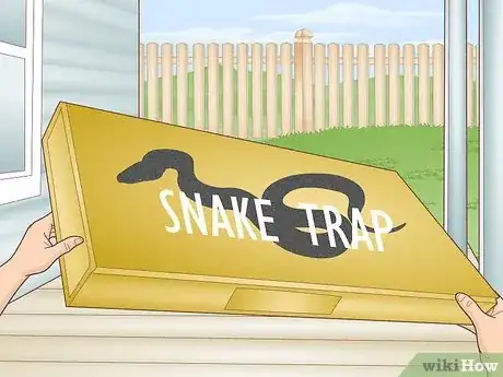 Imagen titulada Trap a Snake Step 2