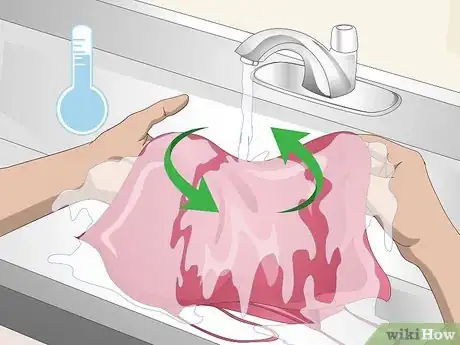 Imagen titulada Clean Satin Step 11