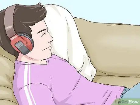 Imagen titulada Go to Bed After Watching a Horror Movie Step 9