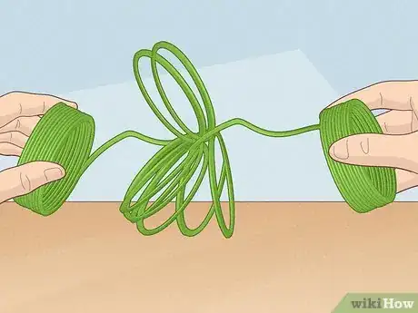 Imagen titulada Untangle a Slinky Step 1