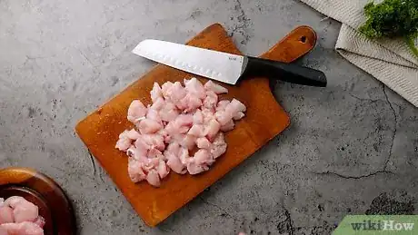 Imagen titulada Make Popcorn Chicken Step 1