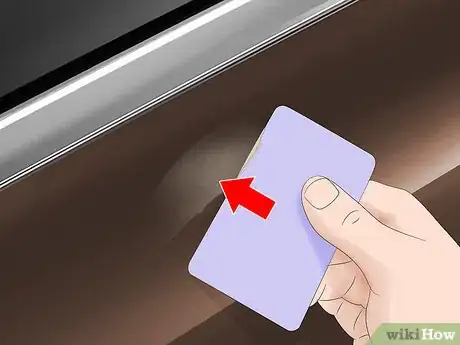 Imagen titulada Get Glue off a Car Step 3