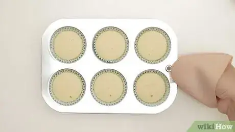 Imagen titulada Make Cupcakes Step 10