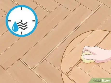 Imagen titulada Fill in Gaps in Wooden Floors Step 13