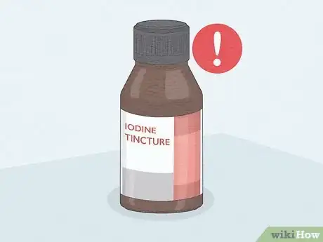 Imagen titulada Remove a Mole with Iodine Step 1
