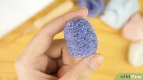 Imagen titulada Needle Felt Step 10