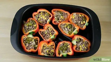 Imagen titulada Cook Stuffed Peppers Step 36