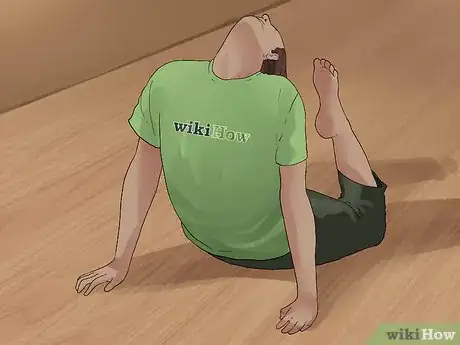 Imagen titulada Make Your Feet Touch Your Head Step 8
