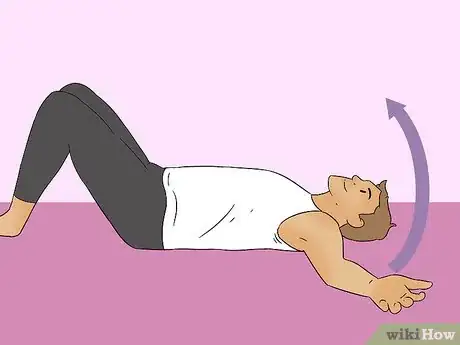 Imagen titulada Stretch Your Deltoids Step 2