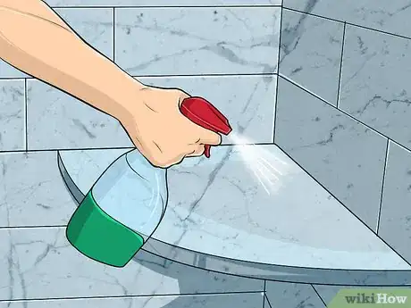 Imagen titulada Clean Cultured Marble Step 4