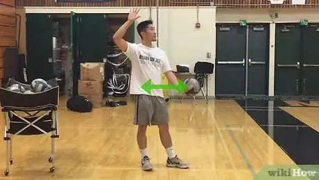 Imagen titulada Serve a Volleyball Overhand Step 2