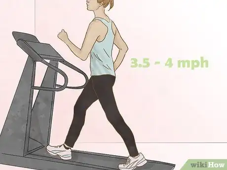 Imagen titulada Strength Train on a Treadmill Step 1