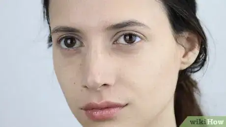 Imagen titulada Make Lips Look Smaller Step 14