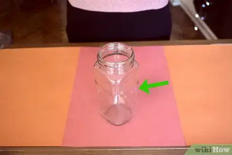 Imagen titulada Make a Papier Mâché Volcano Step 2