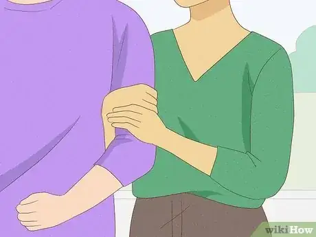 Imagen titulada Attract a Leo Man As a Capricorn Woman Step 8