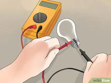 Imagen titulada Repair Your Halogen Lamp Step 13