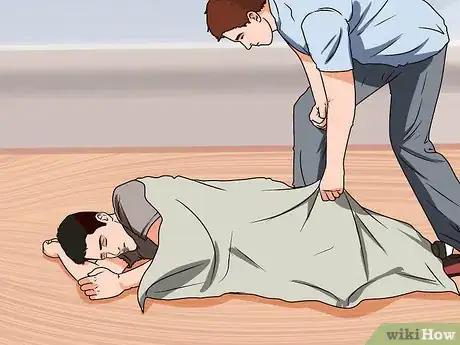 Imagen titulada Treat Mild Hypothermia Step 3