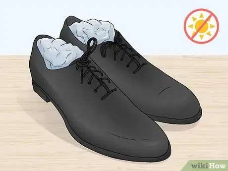 Imagen titulada Widen Leather Shoes Step 16