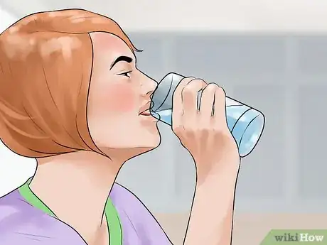 Imagen titulada Act when You Have Fever Step 5