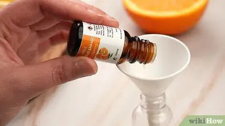 Imagen titulada Make Citrus Spray Step 8