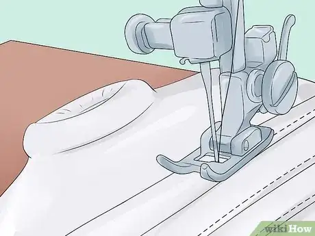 Imagen titulada Make a Mummy Costume Step 6