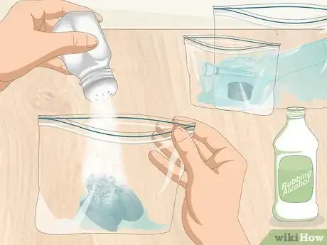 Imagen titulada Clean an Acrylic Bong Step 4