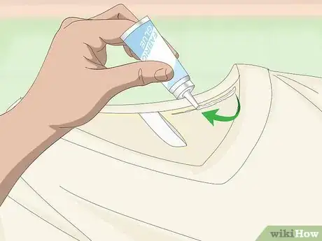Imagen titulada Fix a Hole in a Shirt Step 15