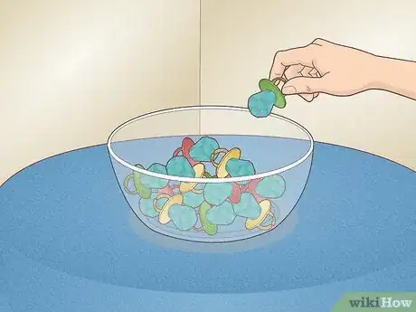 Imagen titulada Decorate for a Graduation Party Step 15