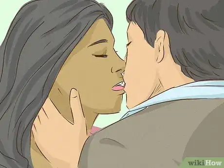 Imagen titulada Practice Kissing Step 20