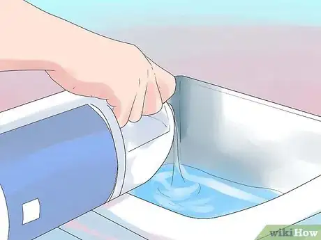 Imagen titulada Neutralize Bleach Step 2