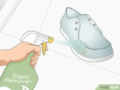 Imagen titulada Clean Crocs Step 14