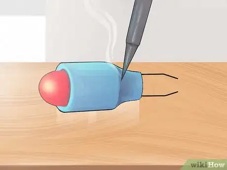 Imagen titulada Make a Simple Robot With Everyday Supplies Step 4