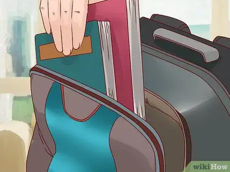 Imagen titulada Wear a Backpack Step 2