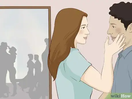 Imagen titulada Make a Guy Want to Kiss You Step 6