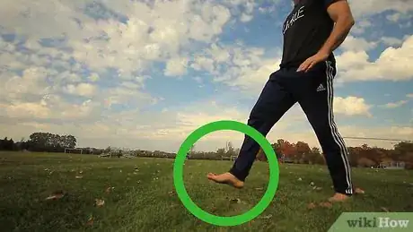 Imagen titulada Do a Round Off in Gymnastics Step 1