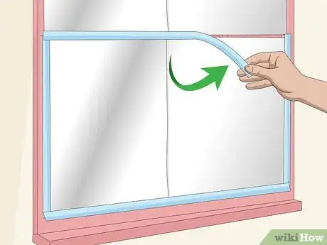 Imagen titulada Wrap Windows with Aluminum Step 10
