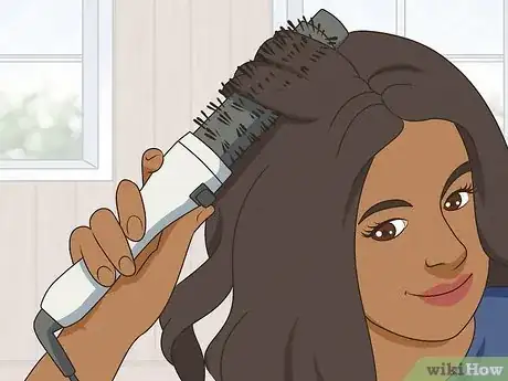 Imagen titulada Curl Hair Using a Hot Air Brush Step 18.jpeg