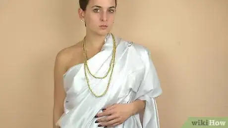 Imagen titulada Make a Toga Step 15