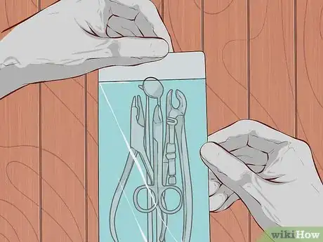 Imagen titulada Sterilize Medical Instruments Step 7