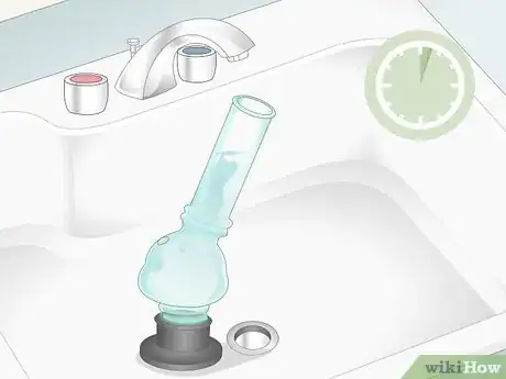 Imagen titulada Clean an Acrylic Bong Step 19