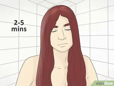 Imagen titulada Lighten Hair at Home Step 5
