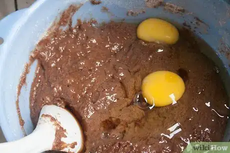 Imagen titulada Make a Chocolate Cake Step 10