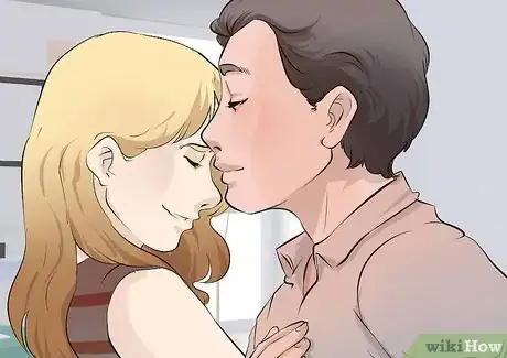 Imagen titulada Deal With a Sloppy Kiss Step 5