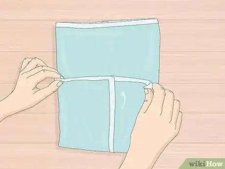 Imagen titulada Fold Towels Step 11