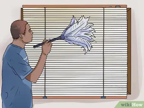 Imagen titulada Get Rid of Smoke Smell in a Room Step 11